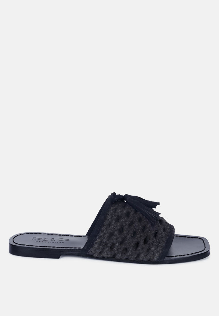  CEDAR Handwoven Natural Black Tassel Flats
