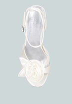  CHAUMET White Rose Bow Embellished Sandals