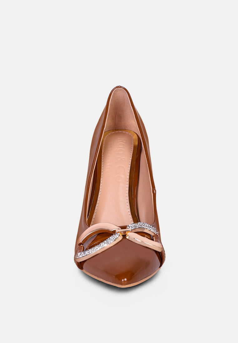  COCKTAIL Buckle Embellished Stiletto Pump Shoes In Camel