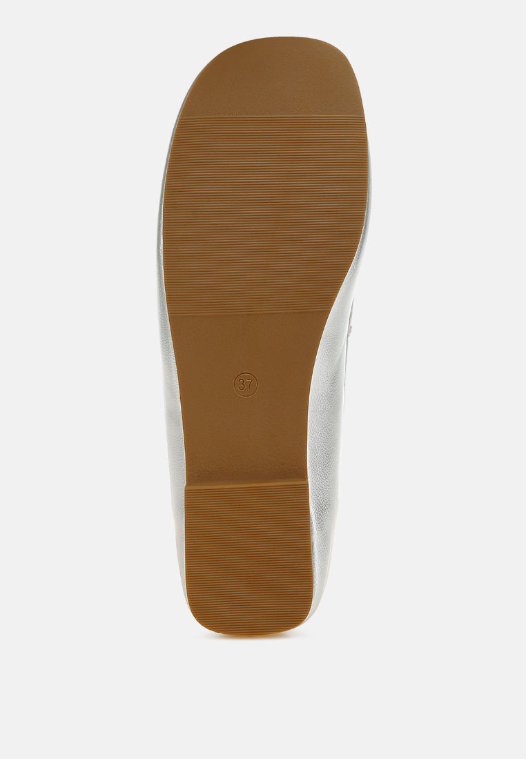  Dama Metallic Pleather Loafers