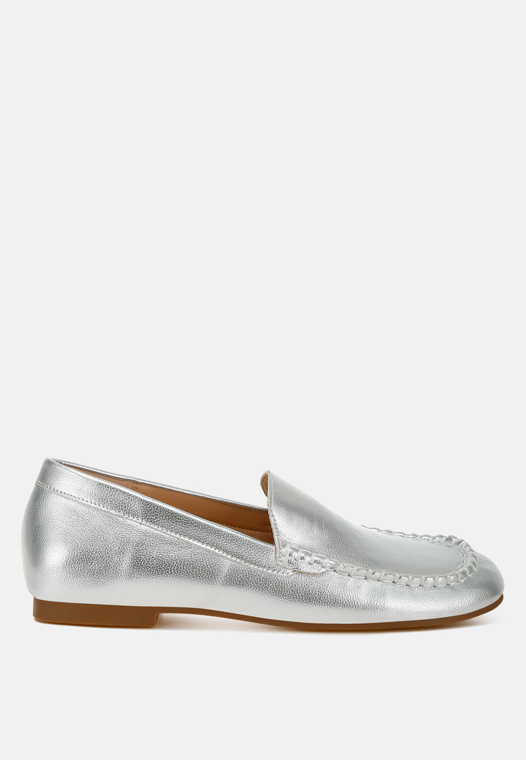  Dama Metallic Pleather Loafers