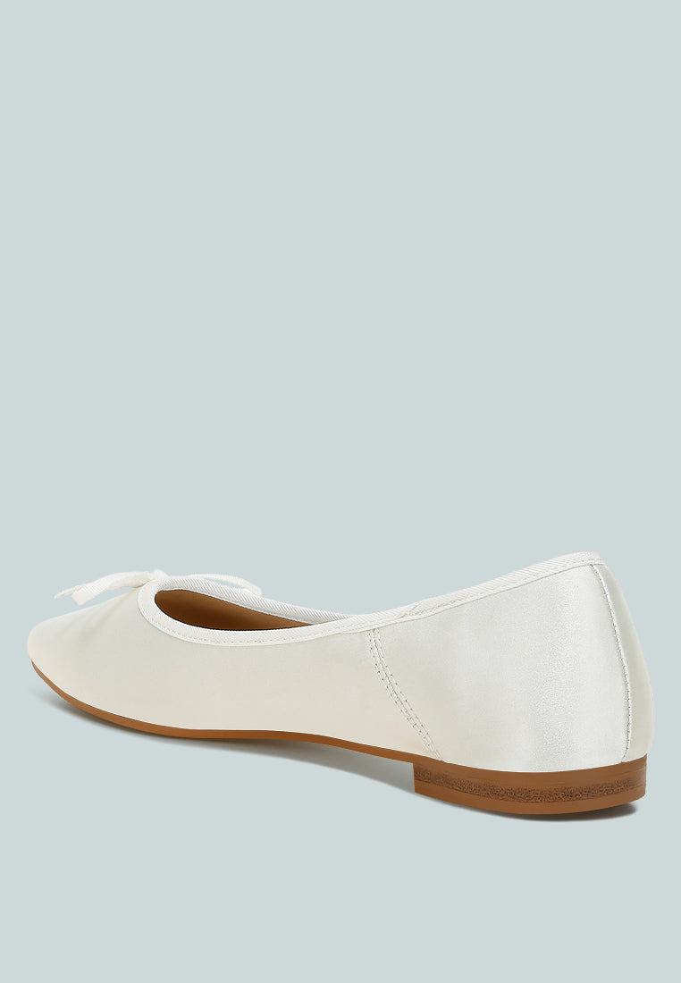  Fearless Satin Bow Embellished Ballerinas