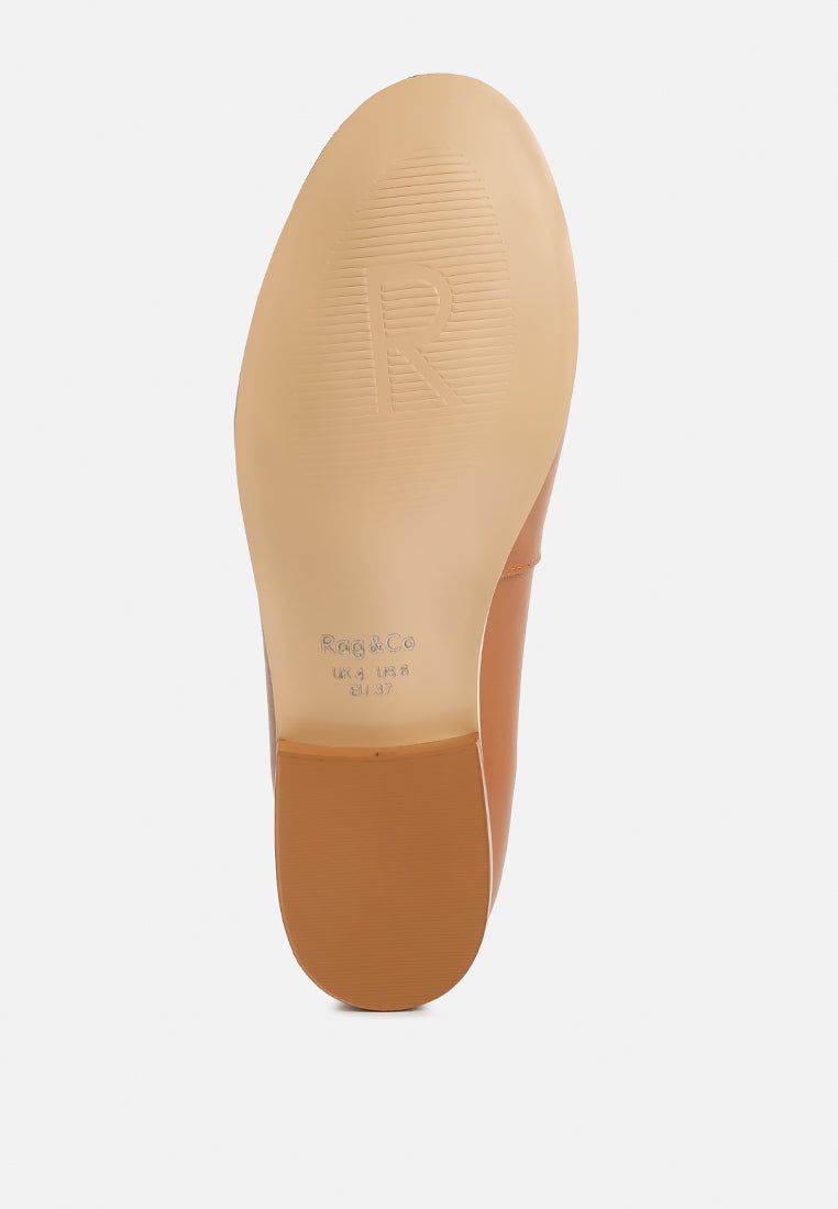  HOLDA Horsebit Embellished Loafers With Stitch Detail In Tan