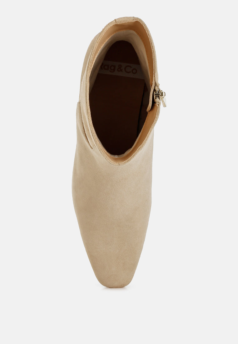  Hakra Flared Heel Suede Boots