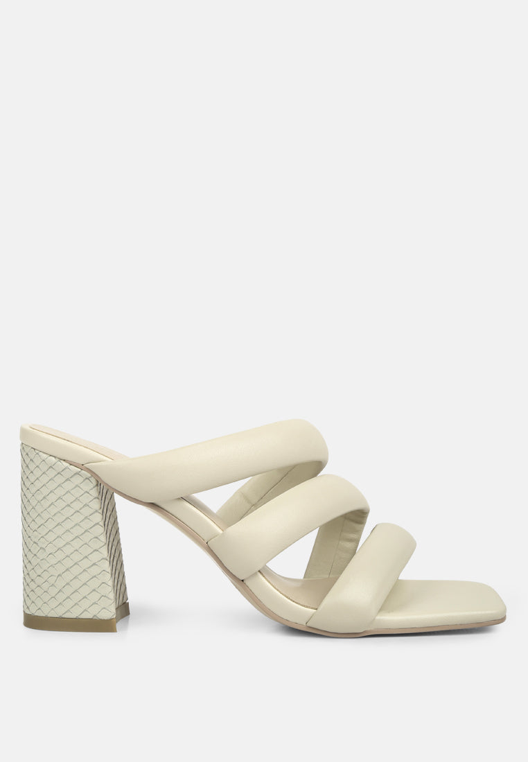  KYWE Off White Textured Heel Chunky Strap Sandals