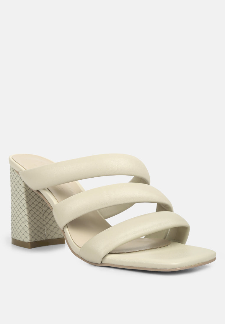  KYWE Off White Textured Heel Chunky Strap Sandals