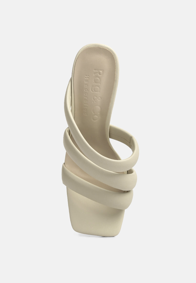  KYWE Off White Textured Heel Chunky Strap Sandals