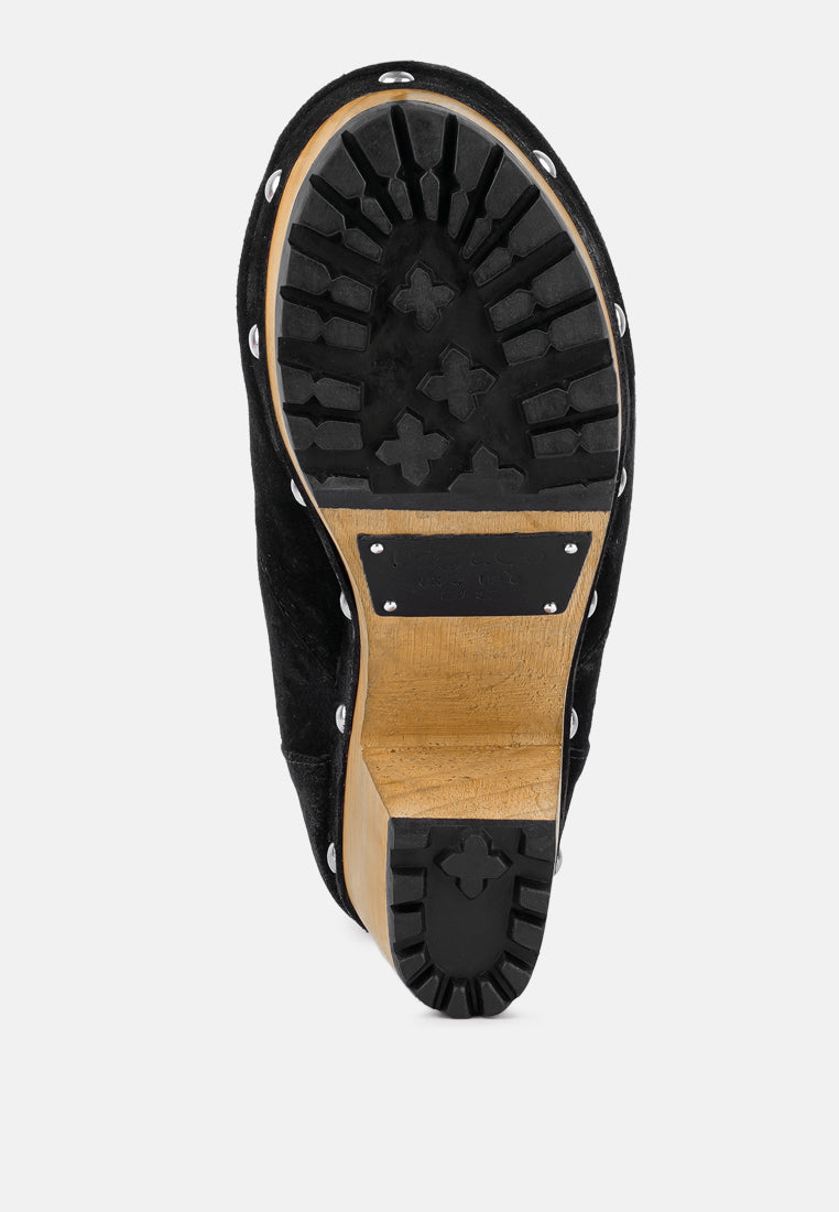  MAAYA Black Handcrafted Collared Suede Boot