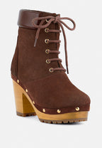  MAAYA Brown Handcrafted Collared Suede Boot