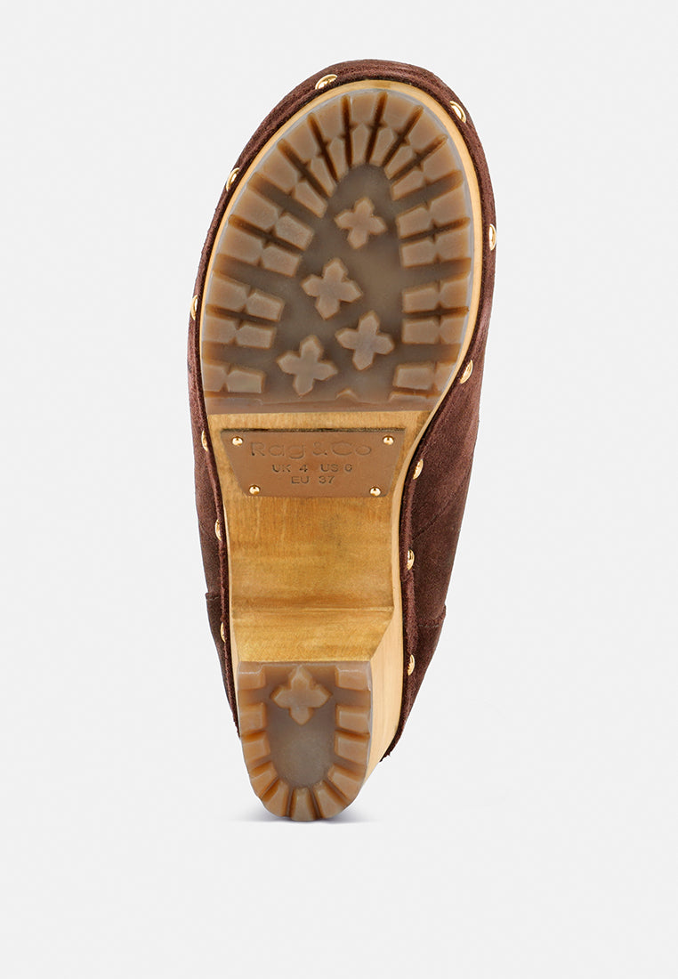  MAAYA Brown Handcrafted Collared Suede Boot