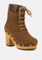  MAAYA Tan Handcrafted Collared Suede Boot