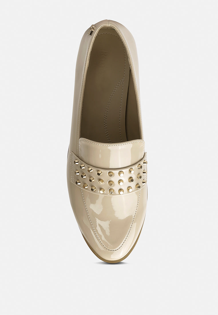  MEANBABE Semicasual Stud Detail Patent Loafers In Beige