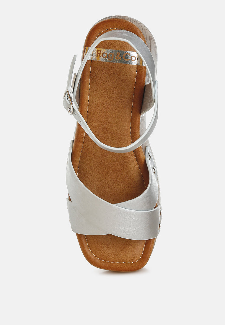  Morasa Metallic Pleather Clog Sandals