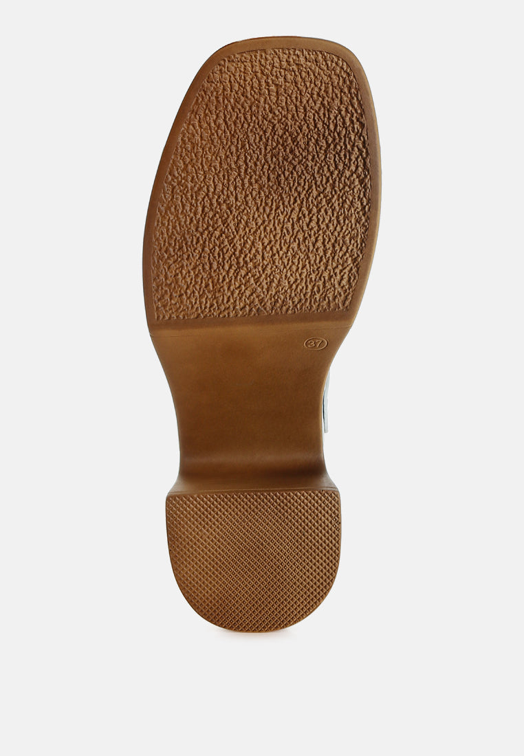  Morasa Metallic Pleather Clog Sandals
