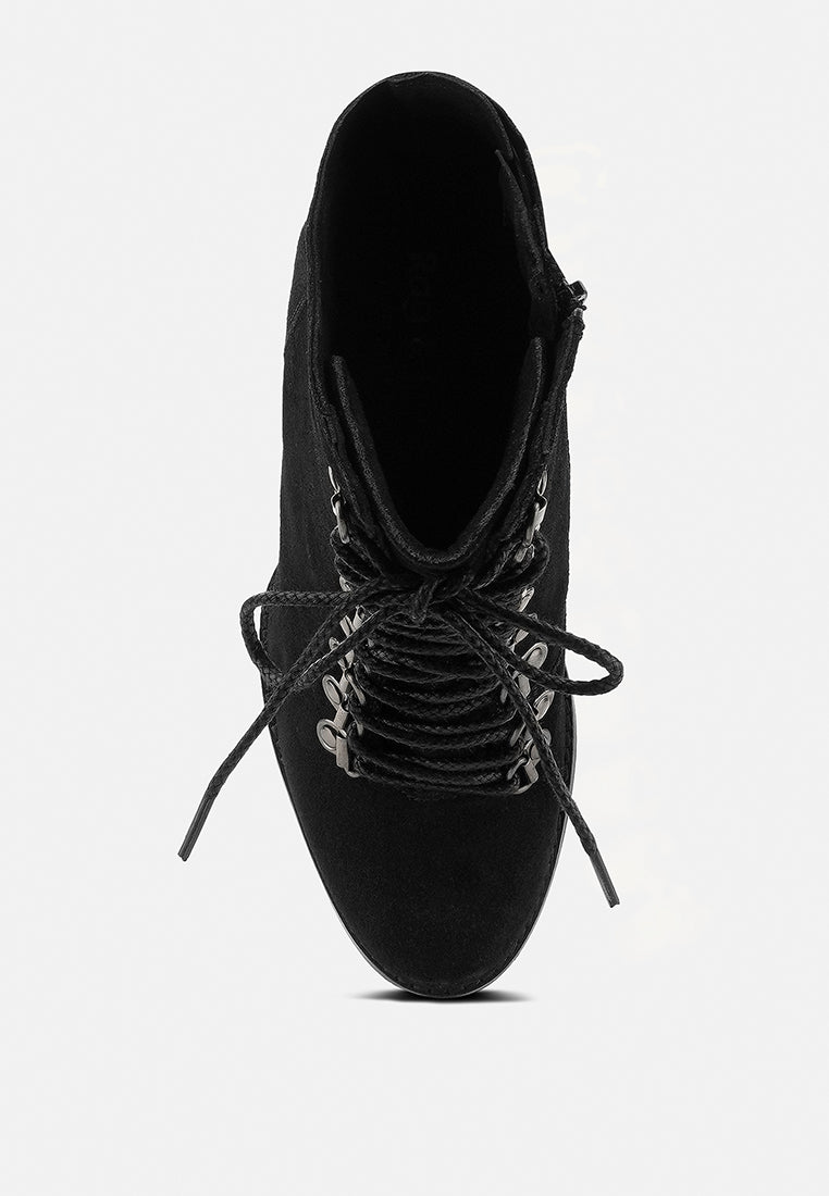  GOOSE-FEATHER Antique Black High Heeled Ankle Boot