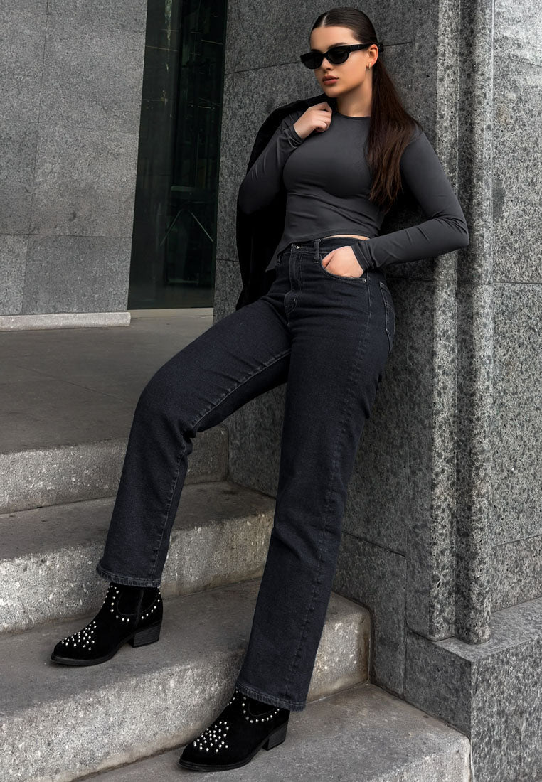  Hira Studs Embellished Cowboy Boots