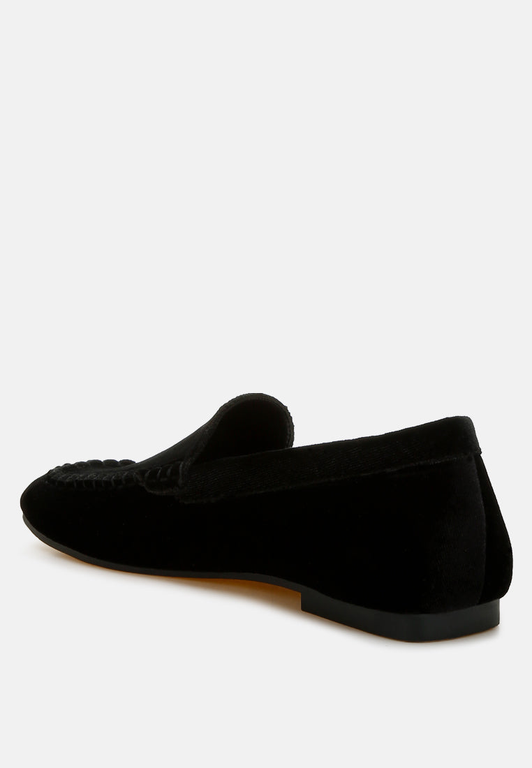  Robua Velvet Flat Loafers