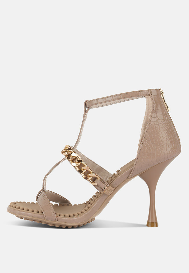  DAKOTA Metal Chain Embellishment Sandals In Latte
