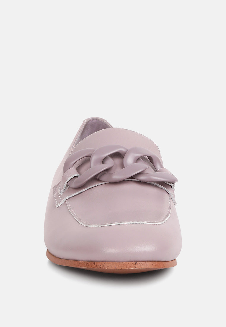  MERVA Chunky Chain Leather Loafers In Lilac