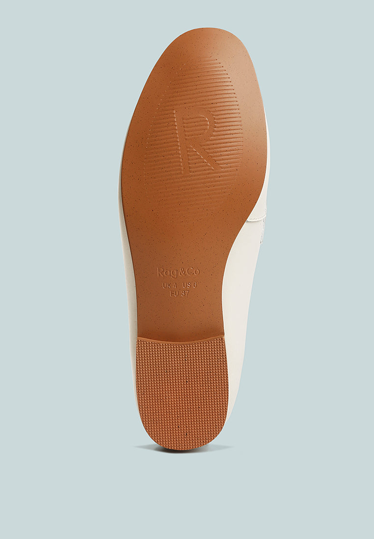  MERVA Chunky Chain Leather Loafers In Off White