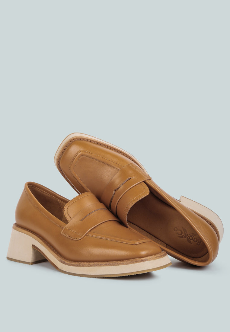  MOORE Lead Lady Loafers In Tan