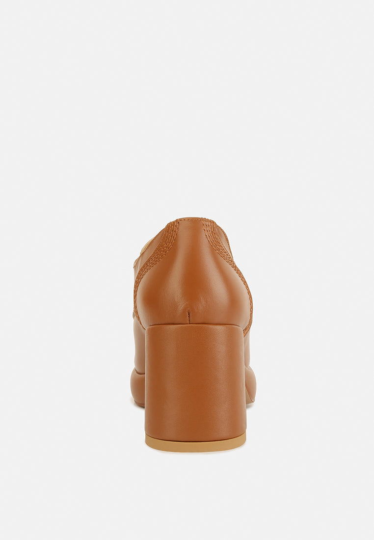  Quecha Leather Block Heel Oxfords In Tan